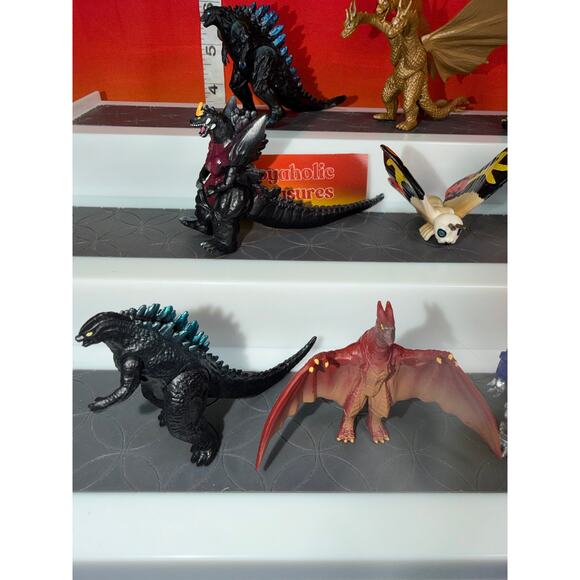Godzilla Mini Figures - Picture 2 of 5